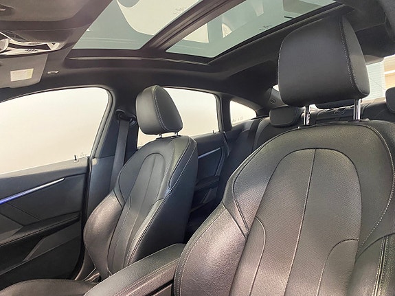BMW 220d 3 of 12