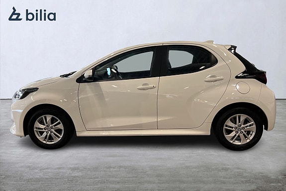 Toyota Yaris 3 of 5
