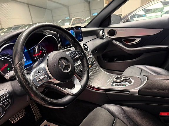Mercedes-Benz C300 d 16 of 19