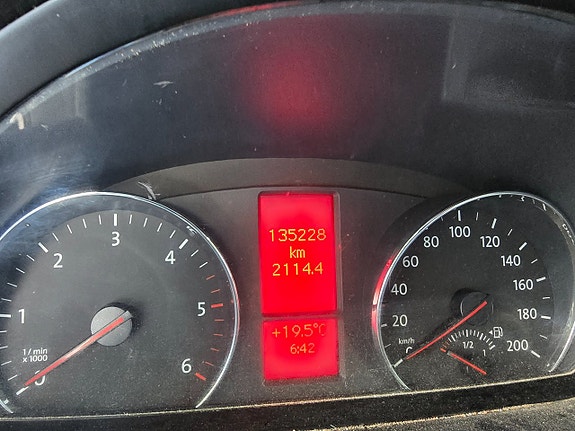 Volkswagen Crafter 35 15 of 16