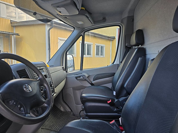 Volkswagen Crafter 35 14 of 16