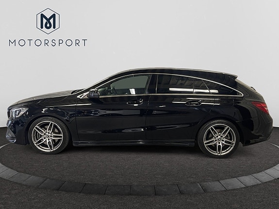 Mercedes-Benz CLA220 d 3 of 5