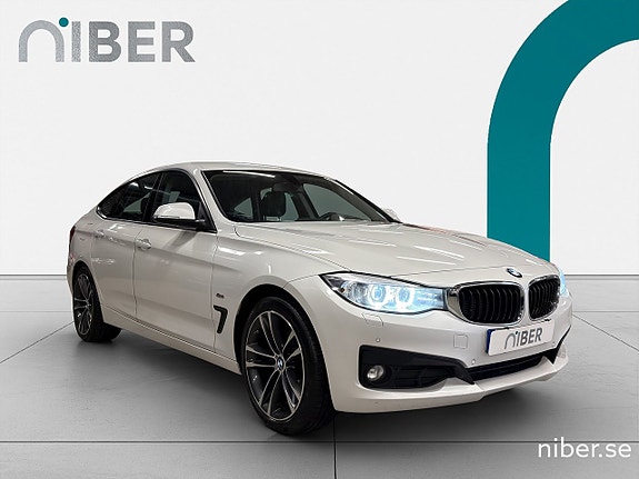BMW 320 3 of 5