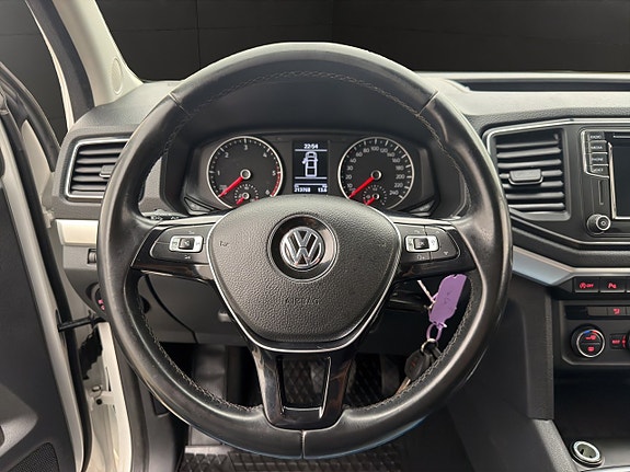 Volkswagen Amarok 16 of 30