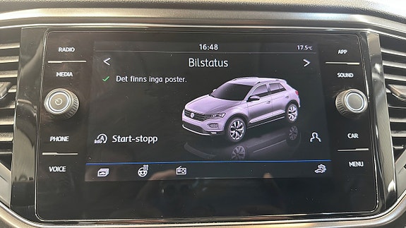 Volkswagen T-Roc 21 of 21