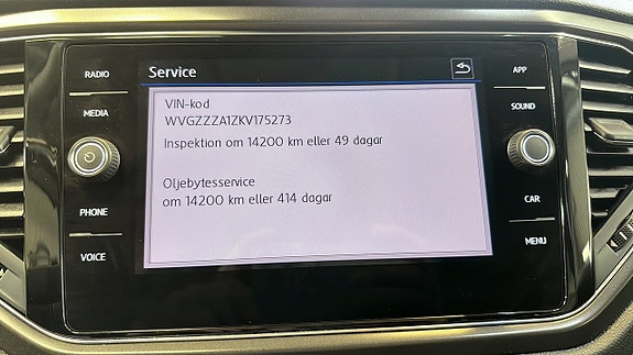 Volkswagen T-Roc 20 of 21