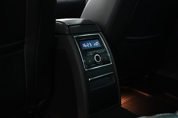 Skoda Superb 23 of 27