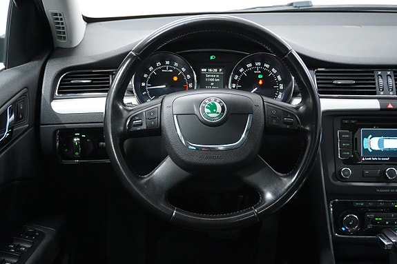 Skoda Superb 14 of 27