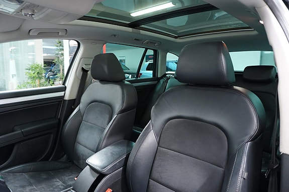 Skoda Superb 9 of 27