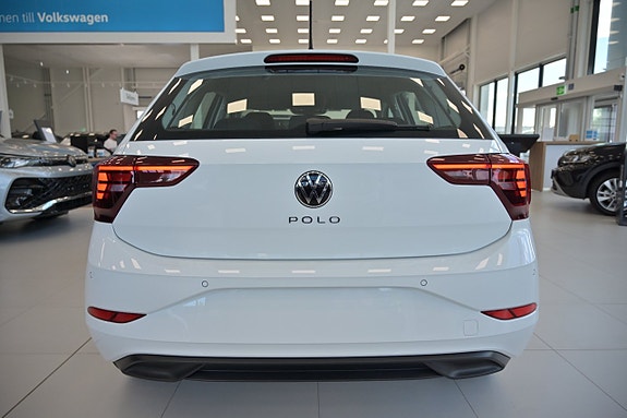 Volkswagen Polo 9 of 26