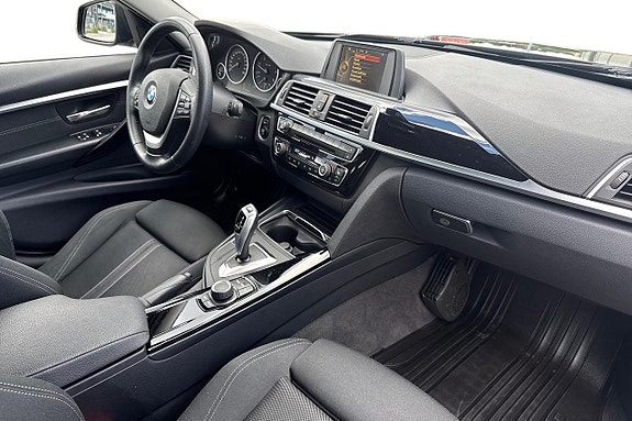 BMW 320 14 of 23