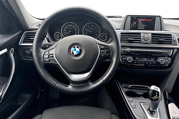BMW 320 10 of 23
