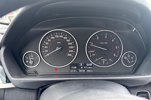 BMW 320 11 of 23