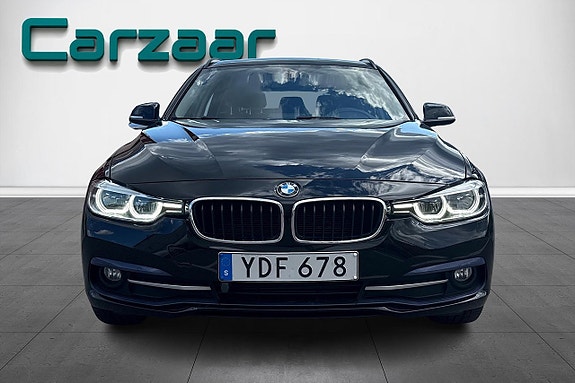 BMW 320 2 of 23
