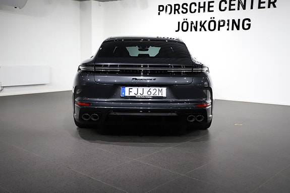 Porsche Panamera 4 7 of 25