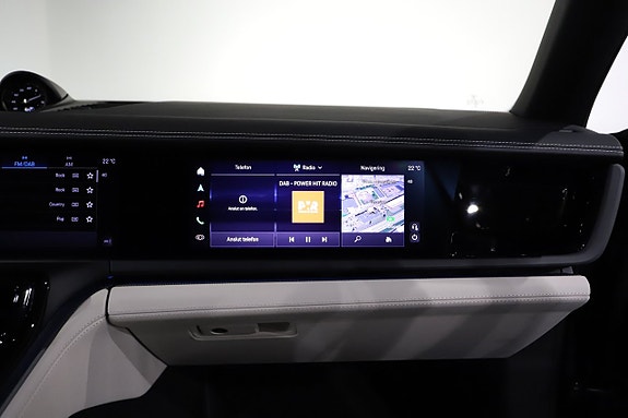 Porsche Panamera 4 14 of 25