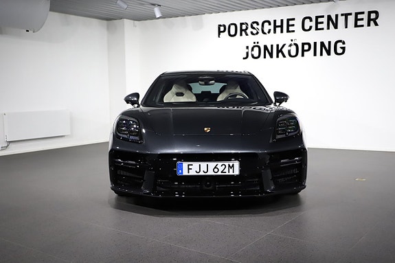 Porsche Panamera 4 4 of 25