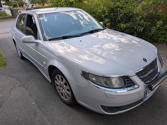 Saab 9-5 2 of 4