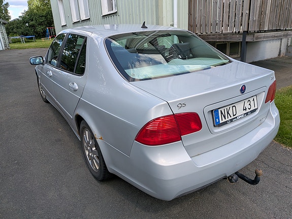 Saab 9-5 4 of 4