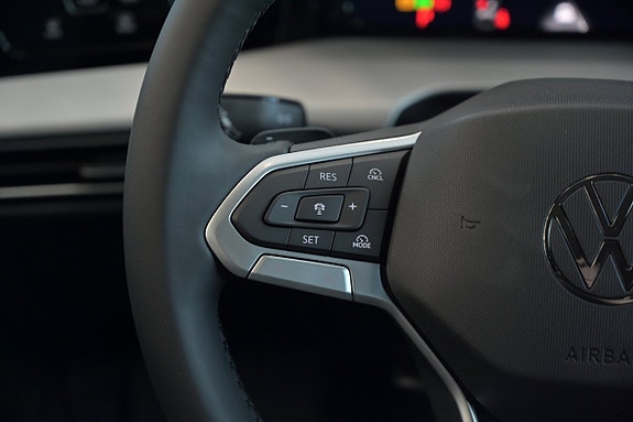 Volkswagen Golf I 13 of 25