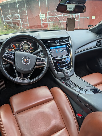 Cadillac CTS 14 of 19