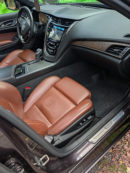 Cadillac CTS 13 of 19