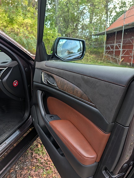 Cadillac CTS 16 of 19