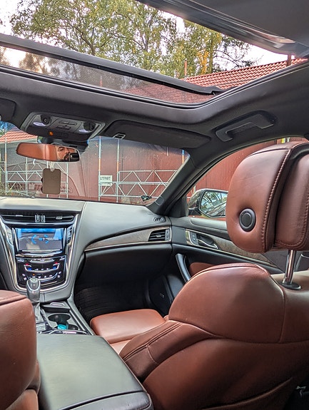 Cadillac CTS 12 of 19