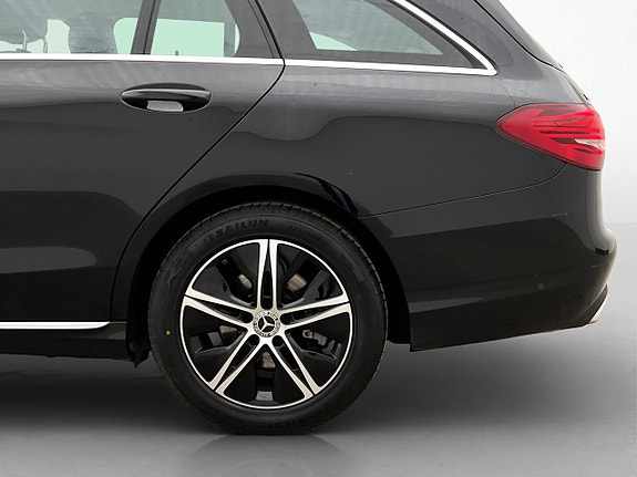 Mercedes-Benz C200 d 30 of 30