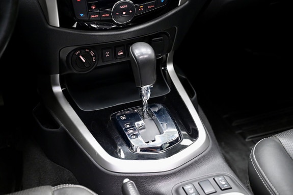 Nissan Navara 18 of 21