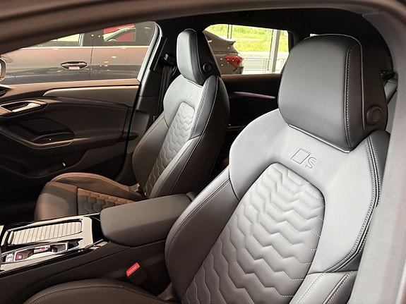 Audi A6 7 of 7