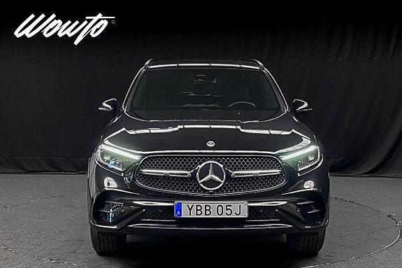 Mercedes-Benz GLC300 de 2 of 5