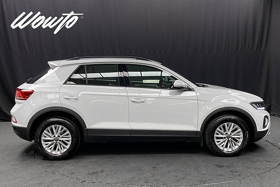 Volkswagen T-Roc 3 of 18