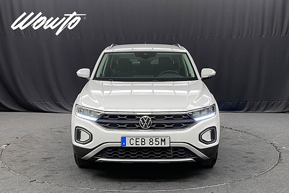 Volkswagen T-Roc 2 of 18