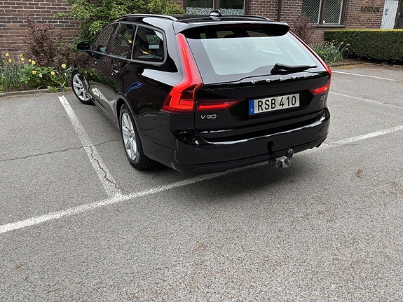 Volvo V90 3 of 5