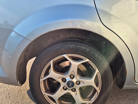 Ford Mondeo 7 of 16