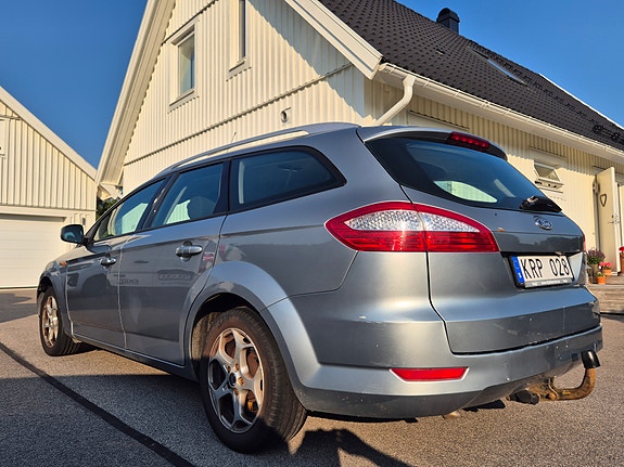 Ford Mondeo 4 of 5