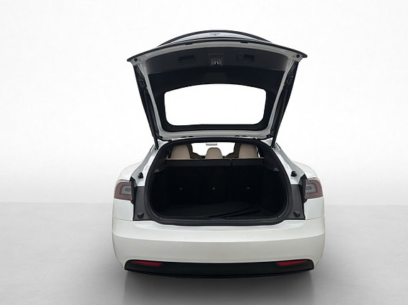 Tesla Model S 10 of 30