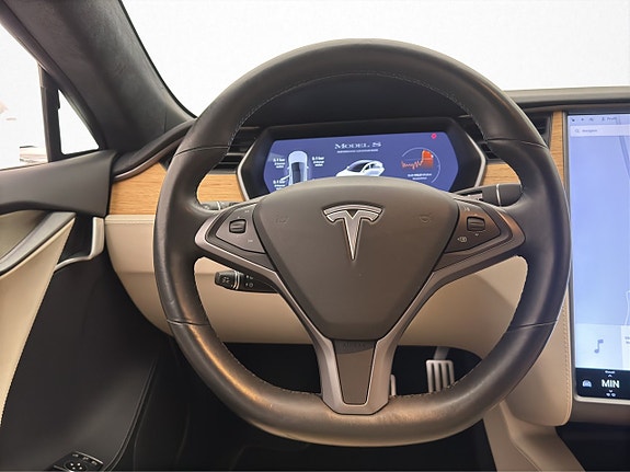 Tesla Model S 15 of 30