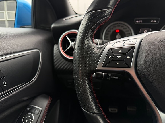 Mercedes-Benz A200 21 of 28