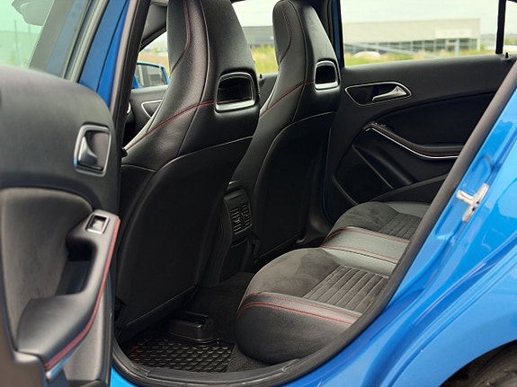 Mercedes-Benz A200 13 of 28