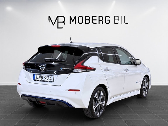 Nissan Leaf 5 of 5