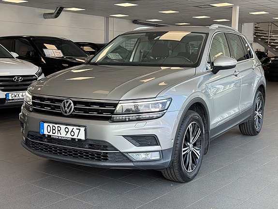 Volkswagen Tiguan 5 of 23