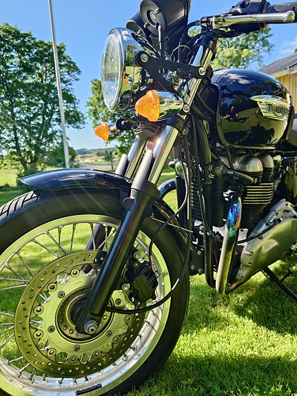 Triumph THRUXTON 5 of 11