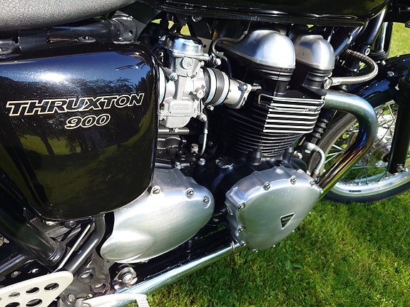 Triumph THRUXTON 9 of 11