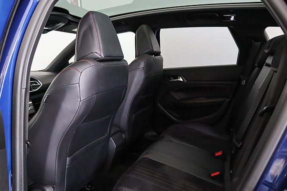 Peugeot 308 SW 14 of 18