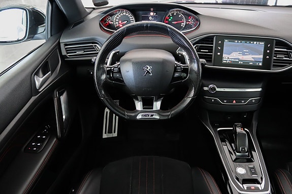 Peugeot 308 SW 10 of 18