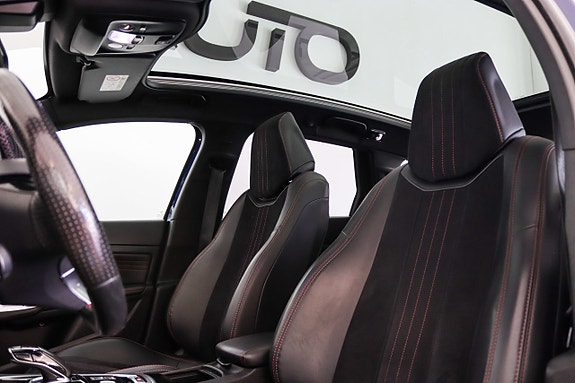 Peugeot 308 SW 8 of 18