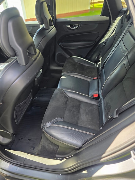 Volvo XC60 5 of 5