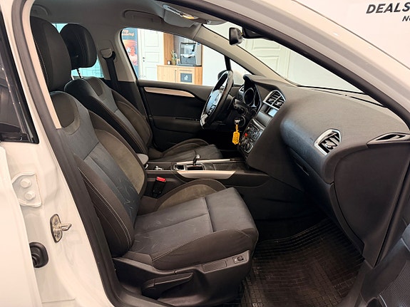 Citroen C4 14 of 23